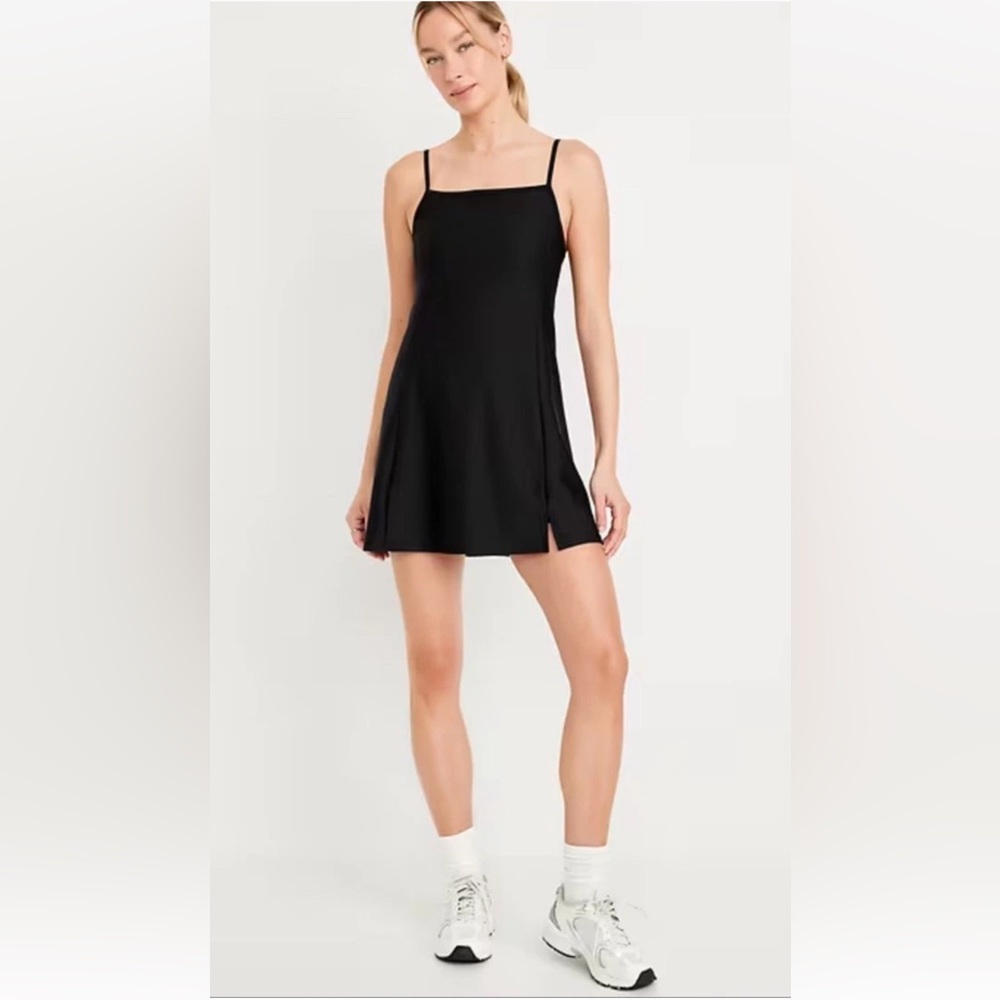 NWT Old Navy Active Powersoft Athletic Dress Sz L Shelf Bra Black Easy Summer